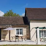 Maison Sur 8 Hectares, Randonnees, Piscine Partagee - Fr-1-616-535 Montpon-Menesterol