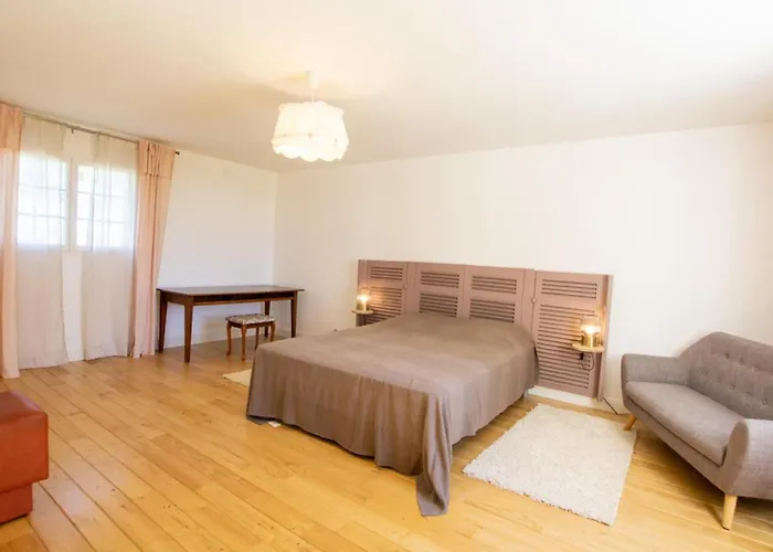 Maison Sur 8 Hectares, Randonnees, Piscine Partagee - Fr-1-616-535 Montpon-Menesterol